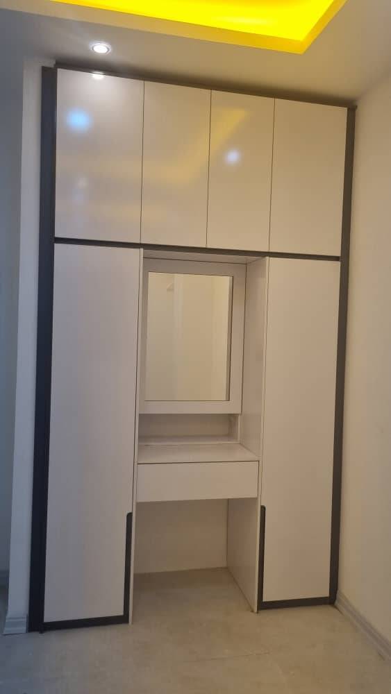 artinwoodpluمیزو کمد