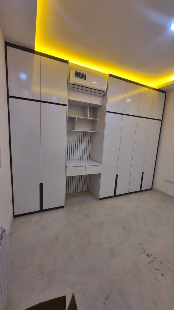 artinwoodpluمیزو کمد